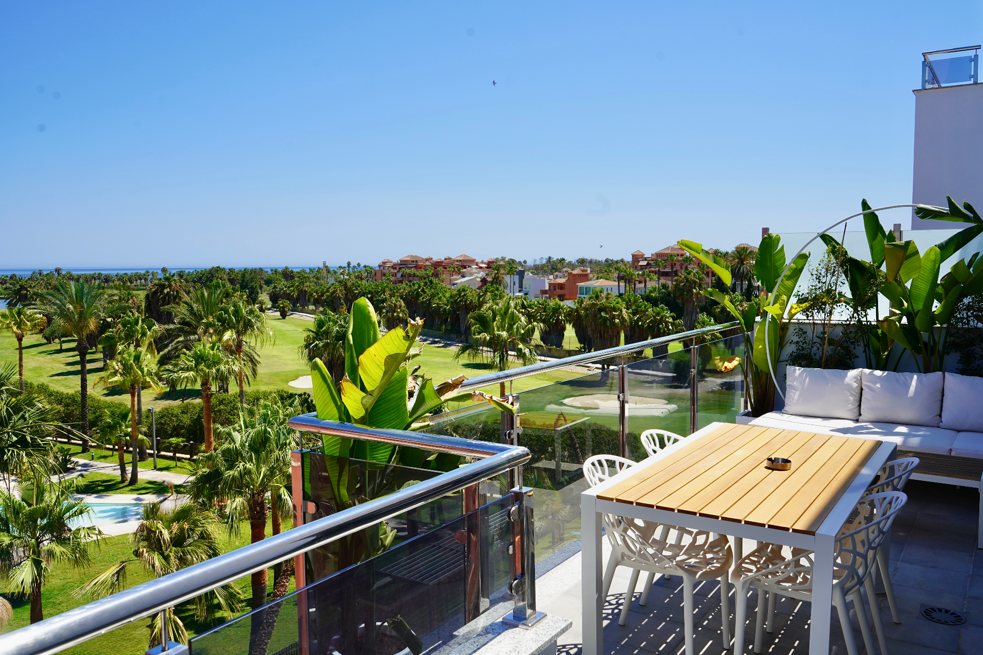 Vistas desde terraza en Playa Granada